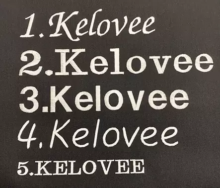 Nimibrodeeraus - Pyyhkeet ja kylpytakit - 60100 - 1