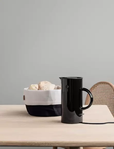 EM77 Vedenkeitin 0,5l musta - Vedenkeittimet - 892 - 2