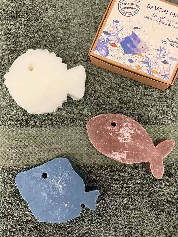 Saippua, kala - Marseille-saippuat ja huuhteluetikat - 17_1_004 - 1