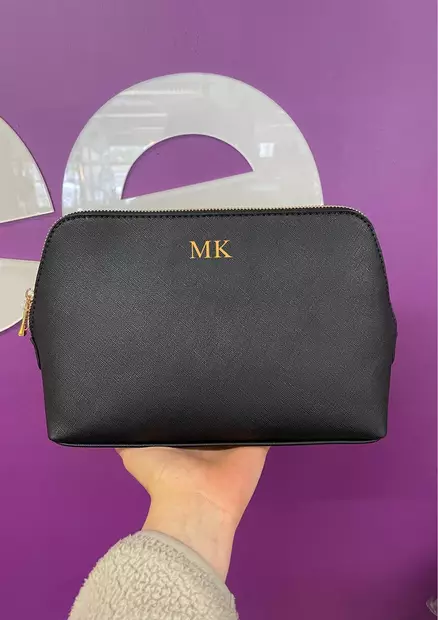 Meikkipussi L nimikirjaimilla - Personoidut tuotteet - meikkiL - 1